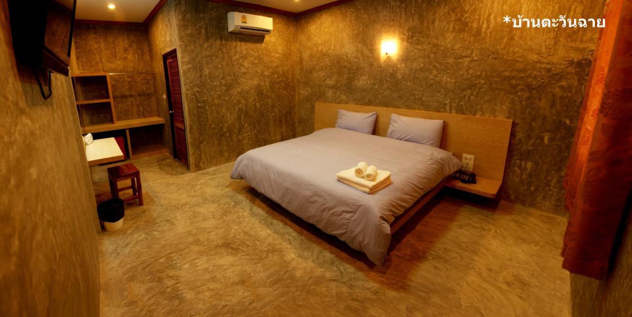 Baan Tawan Shine Hotel Surin Buitenkant foto